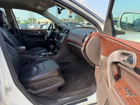 Used 2013 Buick Enclave Leather FWD image 10