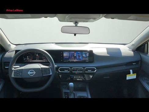 Used 2026 Nissan Sentra SV w/ Floor Mat Package image 17