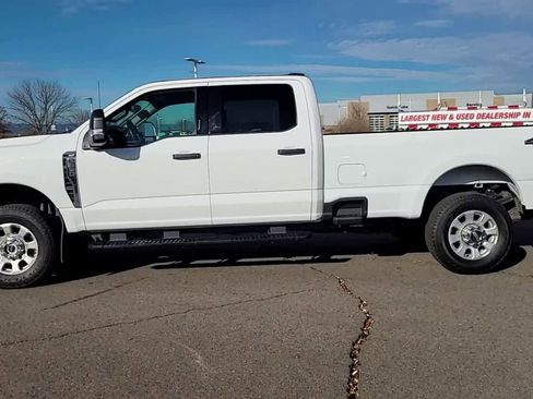 Used 2023 Ford F350 XLT image 5