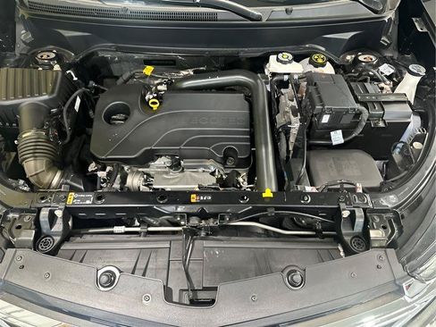 Used 2023 Chevrolet Equinox LT w/ Driver Convenience Package FWD image 25