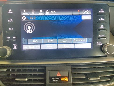 Used 2021 Honda Accord LX image 25