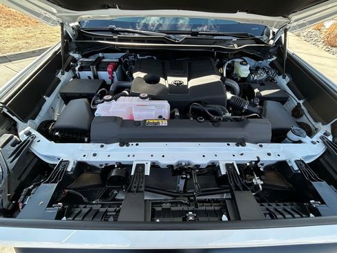 New 2026 Toyota Tundra SR5 AWD/4WD image 27