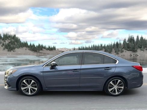 Used 2018 Subaru Legacy 3.6R Limited image 8