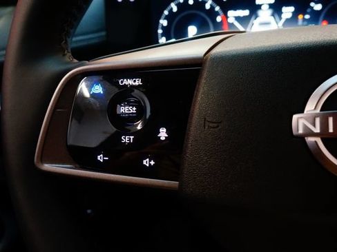 Certified 2025 Nissan Murano SV AWD/4WD image 24