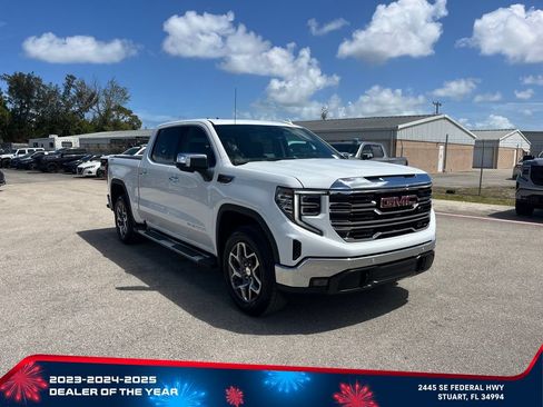 New 2026 GMC Sierra 1500 SLT w/ SLT Premium Plus Package AWD/4WD image 2