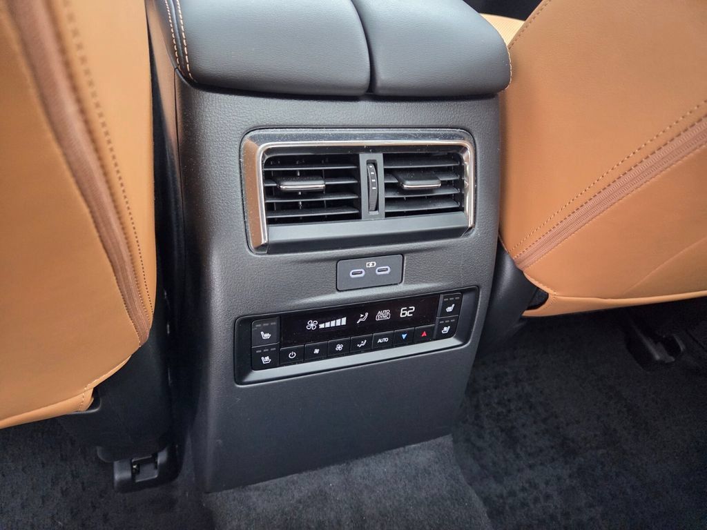 Certified 2025 MAZDA CX-90 3.3 Turbo S w/ Premium Plus AWD/4WD image 7