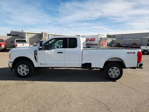 New 2026 Ford F250 XLT AWD/4WD image 2