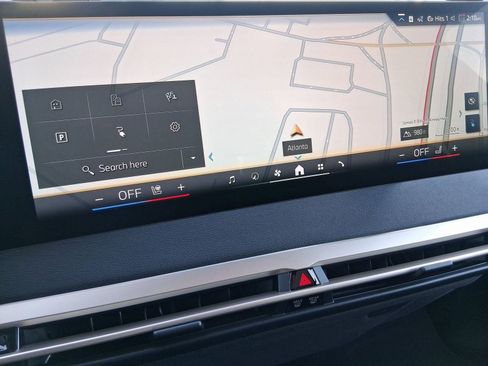 New 2026 BMW iX xDrive60 w/ Premium Package image 25