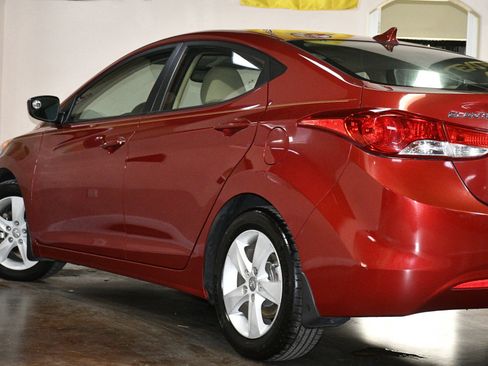 Used 2013 Hyundai Elantra GLS w/ Preferred Pkg image 55