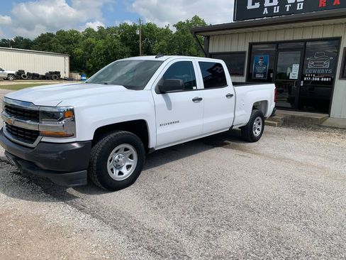 Used 2017 Chevrolet Silverado 1500 W/T w/ WT Convenience Package RWD image 3