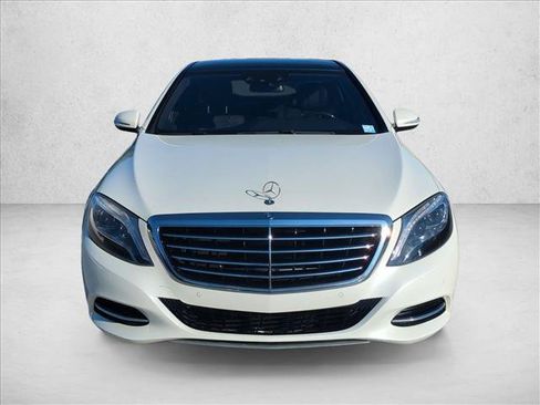 Used 2017 Mercedes-Benz S 550 Sedan image 2
