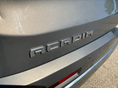 Used 2019 GMC Acadia Denali image 31