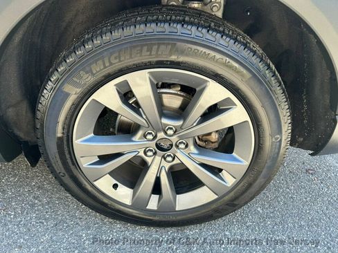 Used 2021 Ford Explorer XLT w/ Equipment Group 202A AWD/4WD image 51
