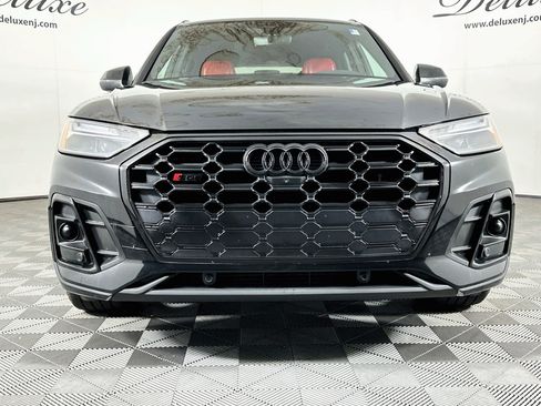 Used 2024 Audi SQ5 Premium Plus w/ Premium Plus Package AWD/4WD image 2