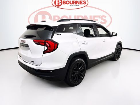 Used 2020 GMC Terrain SLE w/ Elevation Edition AWD/4WD image 6
