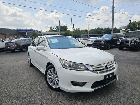 Used 2015 Honda Accord EX-L image 2