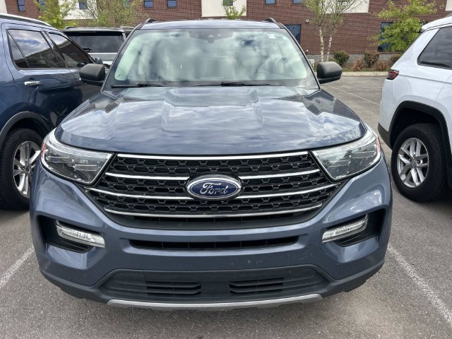 Used 2021 Ford Explorer XLT w/ Equipment Group 202A RWD image 2