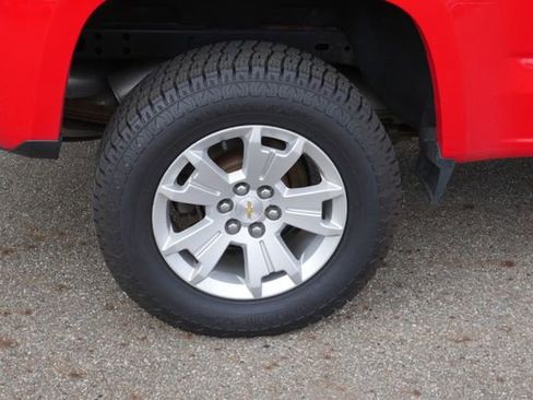 Used 2019 Chevrolet Colorado LT w/ Safety Package AWD/4WD image 11