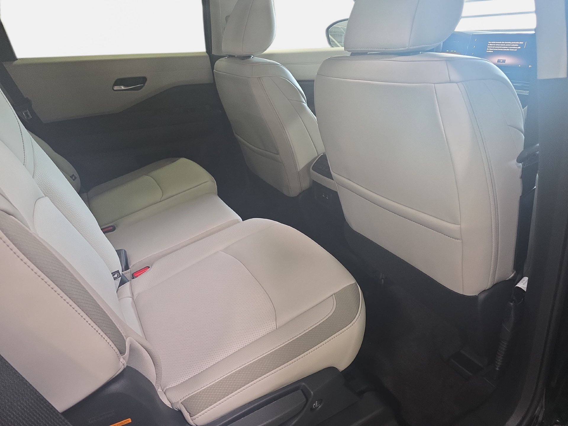 New 2026 Nissan Pathfinder SL FWD image 11