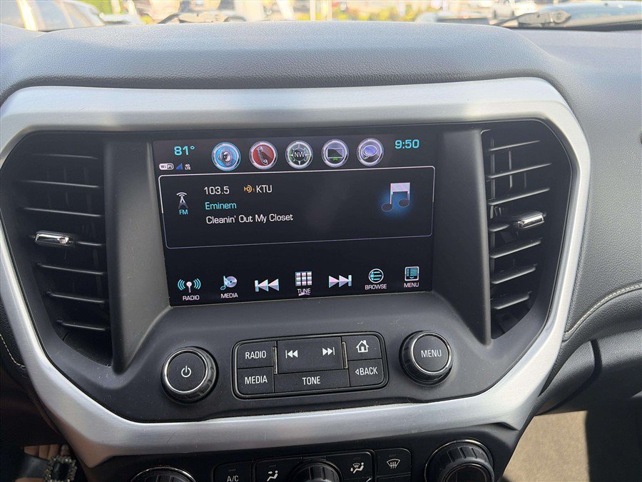 Used 2018 GMC Acadia SLE AWD/4WD image 13