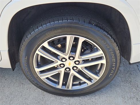 Used 2023 Chevrolet Traverse High Country w/ LPO, Floor Liner Package image 13