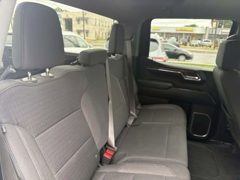 Used 2024 Chevrolet Silverado 1500 LT RWD image 12