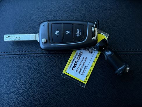 Used 2022 Hyundai Tucson SE w/ Cargo Package AWD/4WD image 46