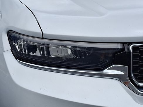 Used 2023 Jeep Grand Cherokee Limited w/ Trailer Tow Prep Group (B) image 9