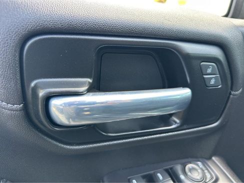 Used 2021 Chevrolet Silverado 1500 RST image 34