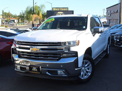 Used 2019 Chevrolet Silverado 1500 LTZ w/ LTZ Plus Package AWD/4WD image 2