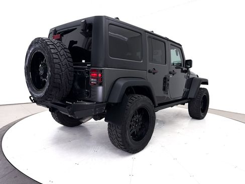 Used 2018 Jeep Wrangler Unlimited Sport S AWD/4WD image 14