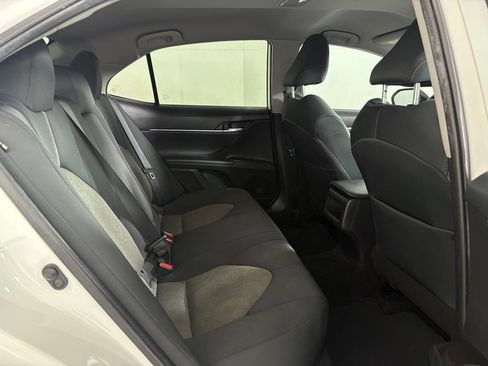 Used 2022 Toyota Camry LE w/ Carpet Mat Package (TMS) FWD image 35