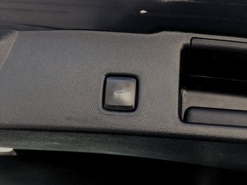 Used 2021 Ford Escape SEL image 6