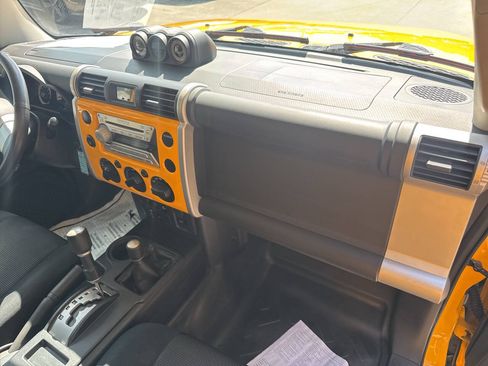 Used 2008 Toyota FJ Cruiser 4WD image 20