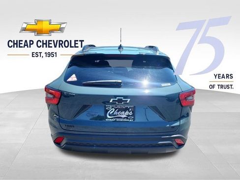 New 2026 Chevrolet Trax LT w/ Driver Confidence Package FWD image 4