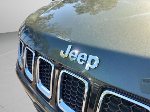 Used 2019 Jeep Compass Latitude w/ Popular Equipment Group image 30