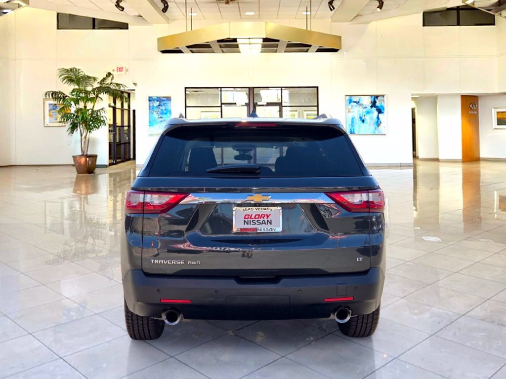 Used 2020 Chevrolet Traverse LT w/ Driver Confidence II Package AWD/4WD image 6