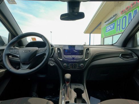 Used 2024 Chevrolet Equinox RS image 32