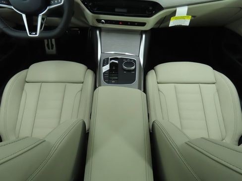 Certified 2026 BMW M440i M440i w/ Premium Package image 18