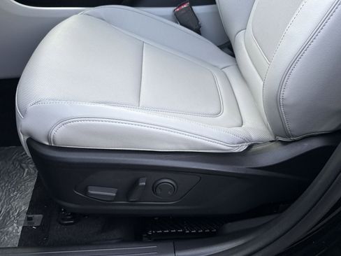 New 2026 Hyundai Tucson Limited image 14