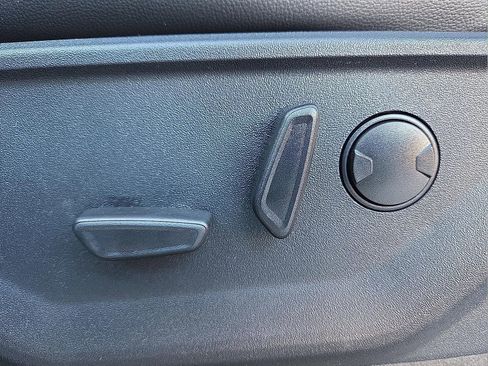 New 2026 Ford F250 Lariat w/ Chrome Package image 16