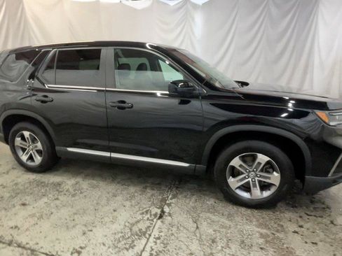 Certified 2025 Honda Pilot EX-L image 4