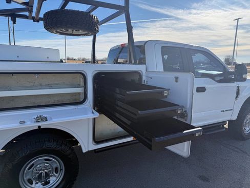 Used 2018 Ford F350 XL w/ Power Equipment Group image 21