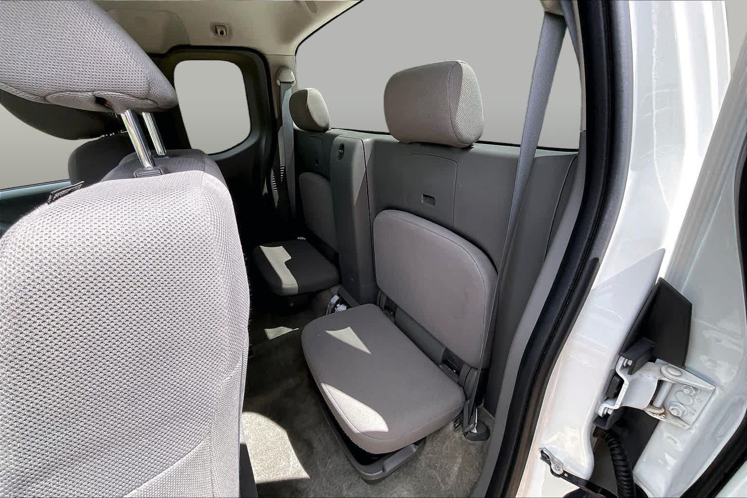 Used 2017 Nissan Frontier S RWD image 25