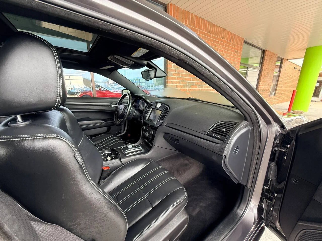 Used 2016 Chrysler 300 S AWD/4WD image 22