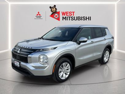 New 2026 Mitsubishi Outlander ES