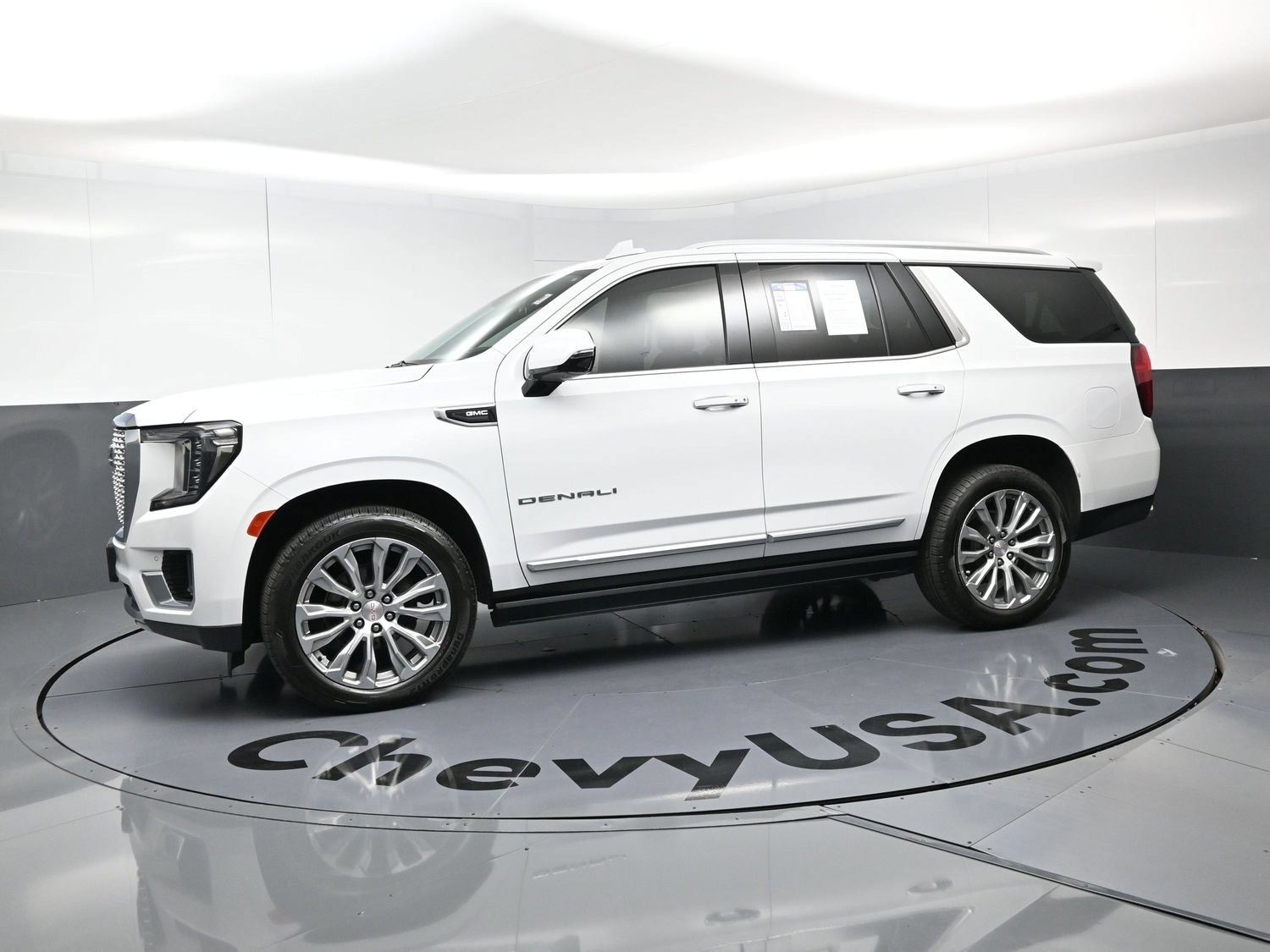 Used 2022 GMC Yukon Denali AWD/4WD image 6