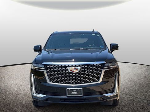 Used 2022 Cadillac Escalade Luxury AWD/4WD image 5