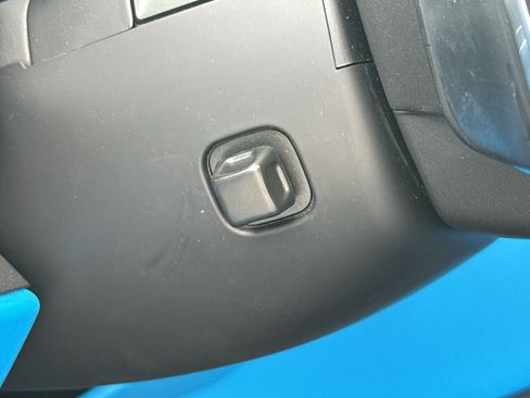 Used 2021 Chevrolet Corvette Stingray Premium Cpe w/ Z51 Performance Package image 21