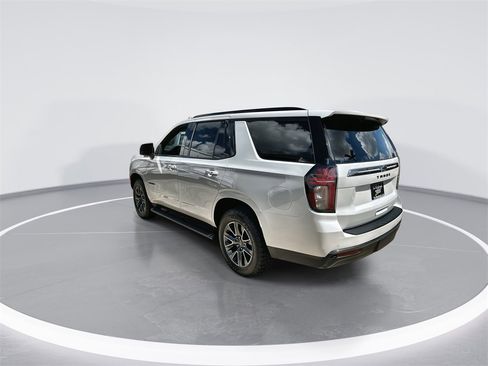 Used 2022 Chevrolet Tahoe Z71 w/ Luxury Package image 6